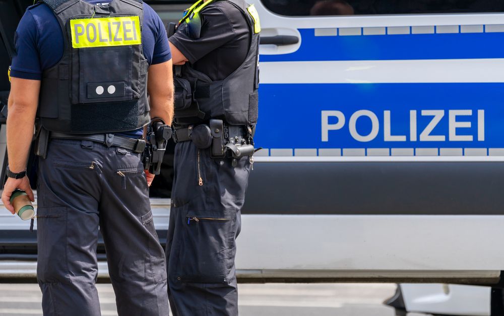 Polizei an einem Tatort