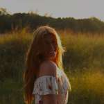 Ersteller:in Ellia Profilbild