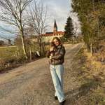 Ersteller:in Laura Profilbild