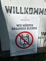 Hundeauslaufgebiet-Beachclub Nethen Hundestrand-Bild