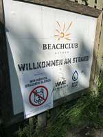 Hundeauslaufgebiet-Beachclub Nethen Hundestrand-Bild