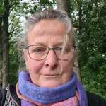 Ersteller:in Dina Profilbild