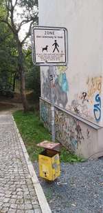 Hundeauslaufgebiet-Grünanlage August-Bebel-Hain-Bild