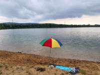 Hundeauslaufgebiet-Hundestrand am Silbersee Niedernberg-Bild