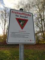 Hundeauslaufgebiet-Nordpark Neuss-Bild