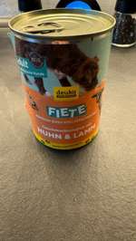 Diverses Hundefutter Nassfutter Trockenfutter Welpenfutter-Beitrag-Bild