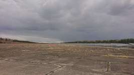 Hundeauslaufgebiet-Rund um den Flugplatz-Bild