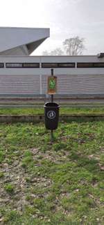 Hundeauslaufgebiet-Ebertpark Hundeauslaufplatz-Bild