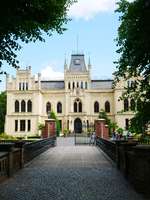 Hundeauslaufgebiet-Evenburg Schlosspark-Bild