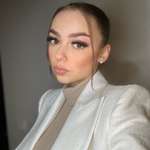 Ersteller:in Laura Profilbild