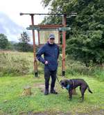 Hundeauslaufgebiet-Rundwanderwege im Wald-Bild