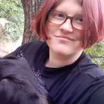 Ersteller:in Laura Profilbild