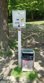 Hundeauslaufgebiet-Hundewiese an der Promenade-Bild