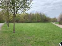 Hundeauslaufgebiet-Park Lößnig-Dölitz, Mitte-Bild