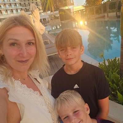 Hundetreffen-Kinderlieben Hund zum Gassi gehen und spielen gesucht-Bild