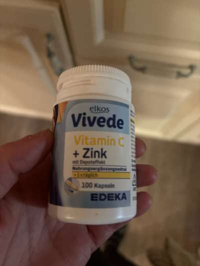 Hilfe Hund hat VitC/D/Zink für Menschen gefressen-Beitrag-Bild