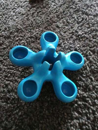 Stabiles Spielzeug-Beitrag-Bild