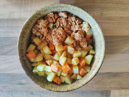 Zeigt her Eure Futternäpfe-Beitrag-Bild