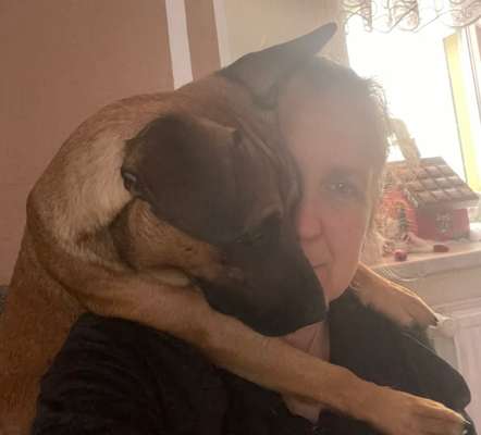 38.Handy Foto Challenche.
Hier das neue Thema: "Zeigt eure Kuschelmonster"🤗-Beitrag-Bild