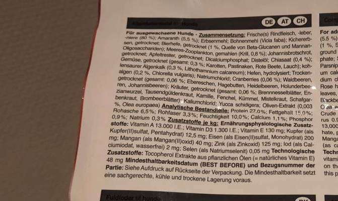 Zufriedenheit von dem Futter-Beitrag-Bild