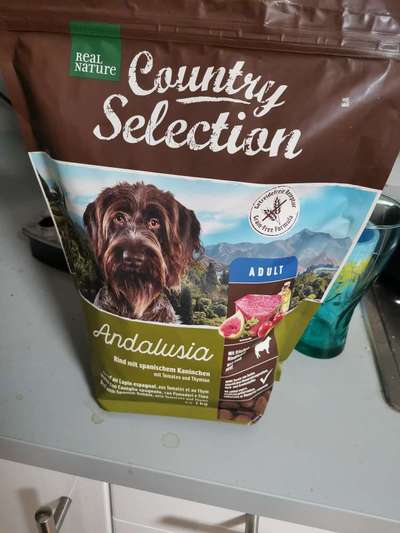 Gutes Trockenfutter mit hohem Fleischanteil-Beitrag-Bild