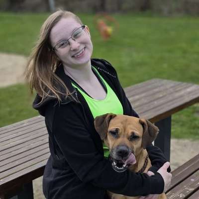 Hundetreffen-Wir suchen eine  Spielpartner