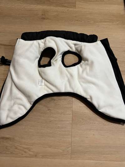 Verkaufe Hundemantel-Beitrag-Bild