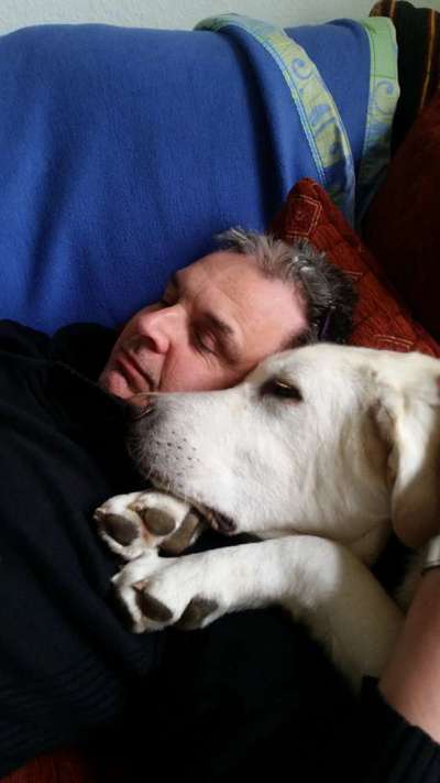 Die unbequemsten und lustigsten Schlafpositionen-Beitrag-Bild