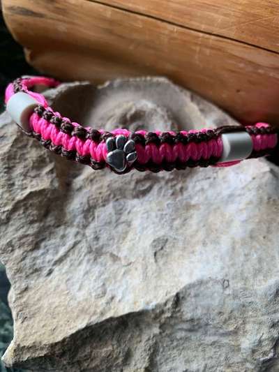 Paracord-EM-Pipe-Halsbänder-Beitrag-Bild