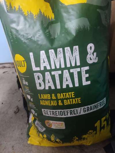 Josera 'Lamm & Batate'-Beitrag-Bild