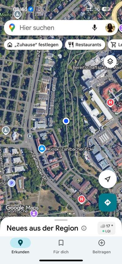 Giftköder-Betäubungsmittel mit Spritze bei Sitzbank-Bild