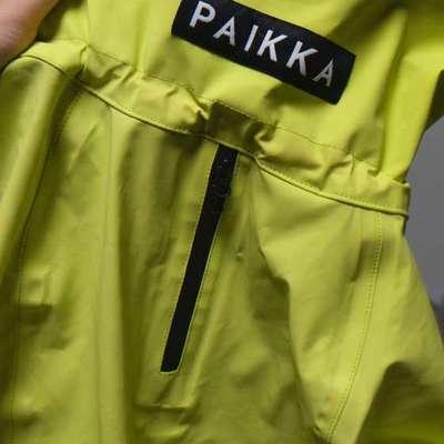 Hunde regenmantel von paikka.-Beitrag-Bild