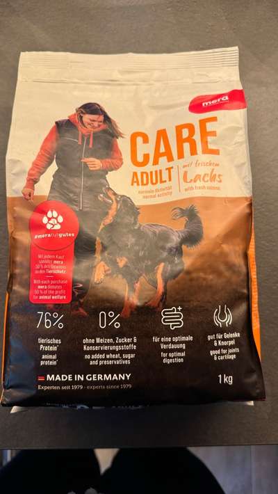 Diverses Hundefutter Nassfutter Trockenfutter Welpenfutter-Beitrag-Bild