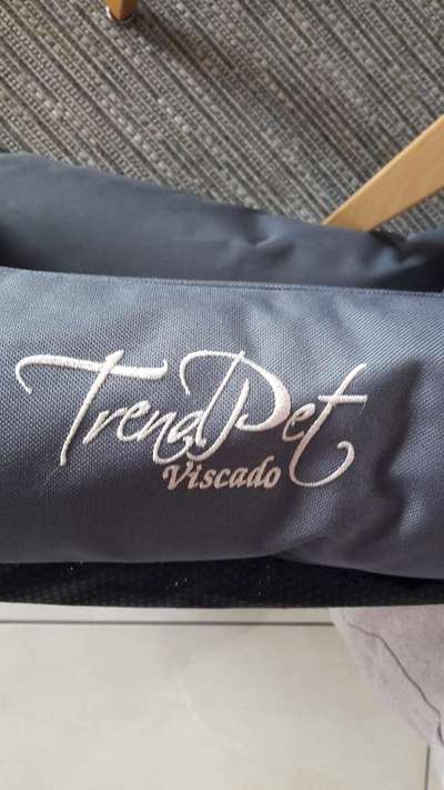 2 neue Hundebetten abzugeben-Beitrag-Bild