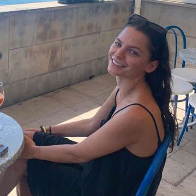 Hundetreffen-Laszlo ist auf der Suche nach Spielfreunde