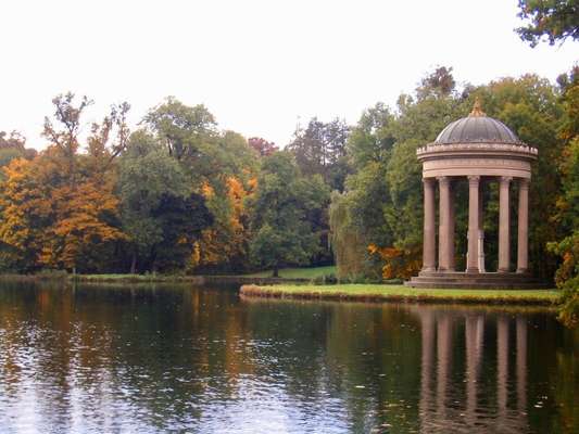 Hundeauslaufgebiet-Schlosspark Nymphenburg Süd-Bild