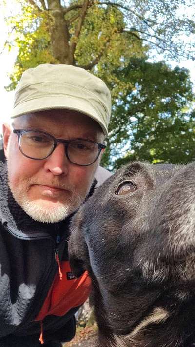 Hundetreffen-Riku sucht Freundin-Bild