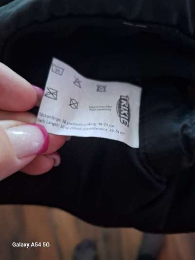 Hunde -  Wintermantel von Trixie  25€ Abholung 2542 Kottingbrunn, Versand möglich-Beitrag-Bild