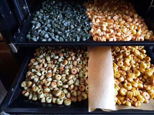 Heute gibt es.....der "ich mach die Leckerlis-Selber-Thread"-Beitrag-Bild