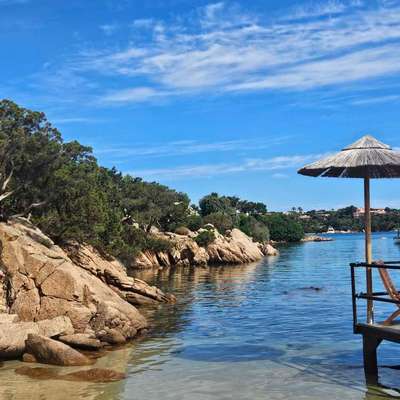 Sardinien mit Hund: Karibik-Traum oder Urlaubs-Enttäuschung? 🌊🐾-Beitrag-Bild