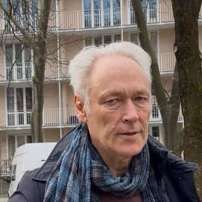 Giftköder-Hundehasser schikaniert Hundehalter-Bild