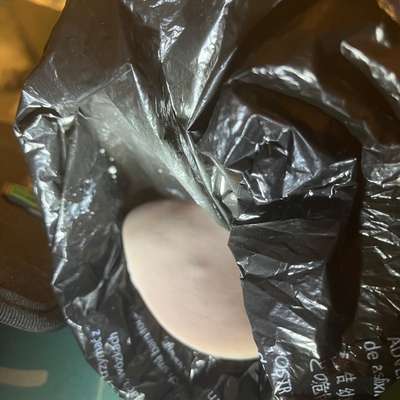 Giftköder-Fleischwurst mit weißer Substanz-Bild