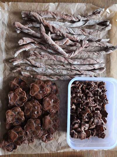 Heute gibt es.....der "ich mach die Leckerlis-Selber-Thread"-Beitrag-Bild