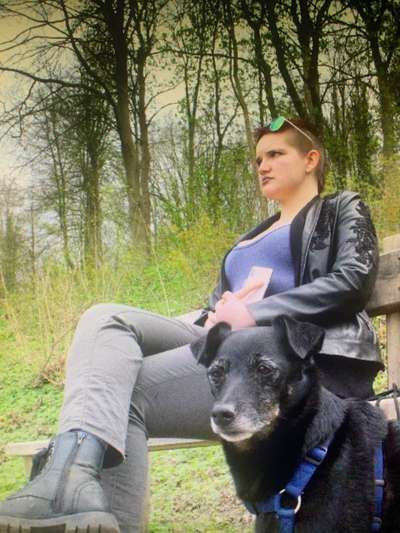 Die Dogorama Monats Challenge "Es grünt und blüht"-Beitrag-Bild