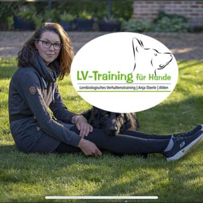 Hundeschulen-Lernbiologisches Verhaltenstraining für Hunde / Anja Eberle / Ahlen-Bild