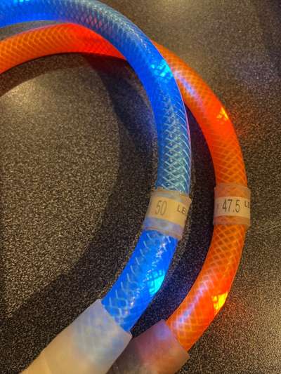 Leuchthalsband für langhaarigen Hund-Beitrag-Bild