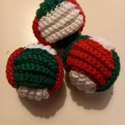 aktuelles Foto Gruppe Stricken oder Häkeln für den Hund