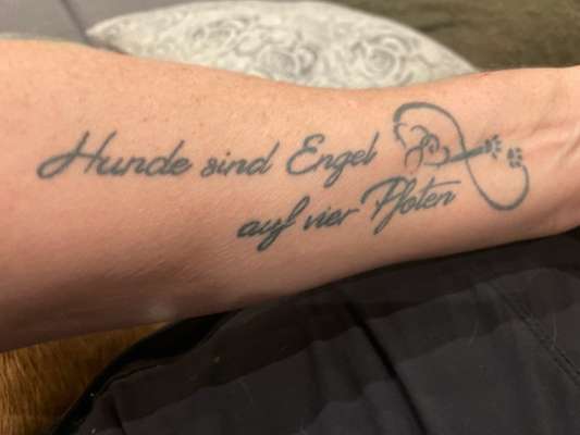 Erinnerungs Tattoos-Beitrag-Bild