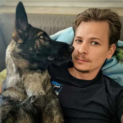 Hundetreffen-Luna sucht Spielgefährten
