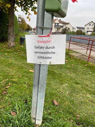 Giftköder-Achtung Giftköder-Bild